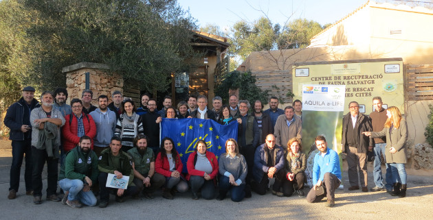Foto de grupo de los asisentes a la reunión en Mallorca del proyecto AQUILA a-LIFE los dias 24 y 25 del pasado enero.
