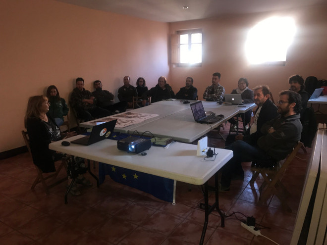 Taller sobre seguimiento de fauna de AQUILA a-LIFE en Huerta de Arriba (Burgos), municipio donde trabaja el Proyecto Monachus.